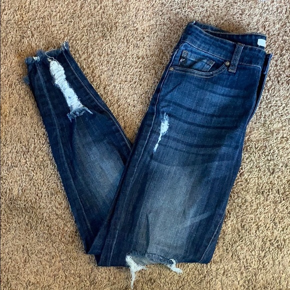 KanCan Denim - KAN CAN DARK BLUE DISTRESSED SKINNY JEANS